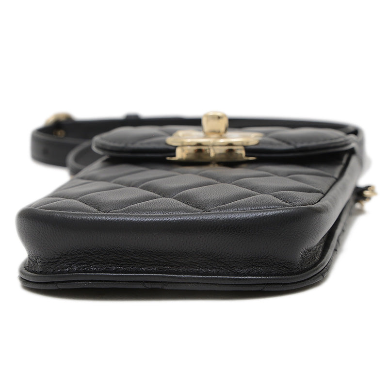 マトラッセ チェーンフォンケース ラムスキン ブラック ゴールド金具 ショルダーバッグ