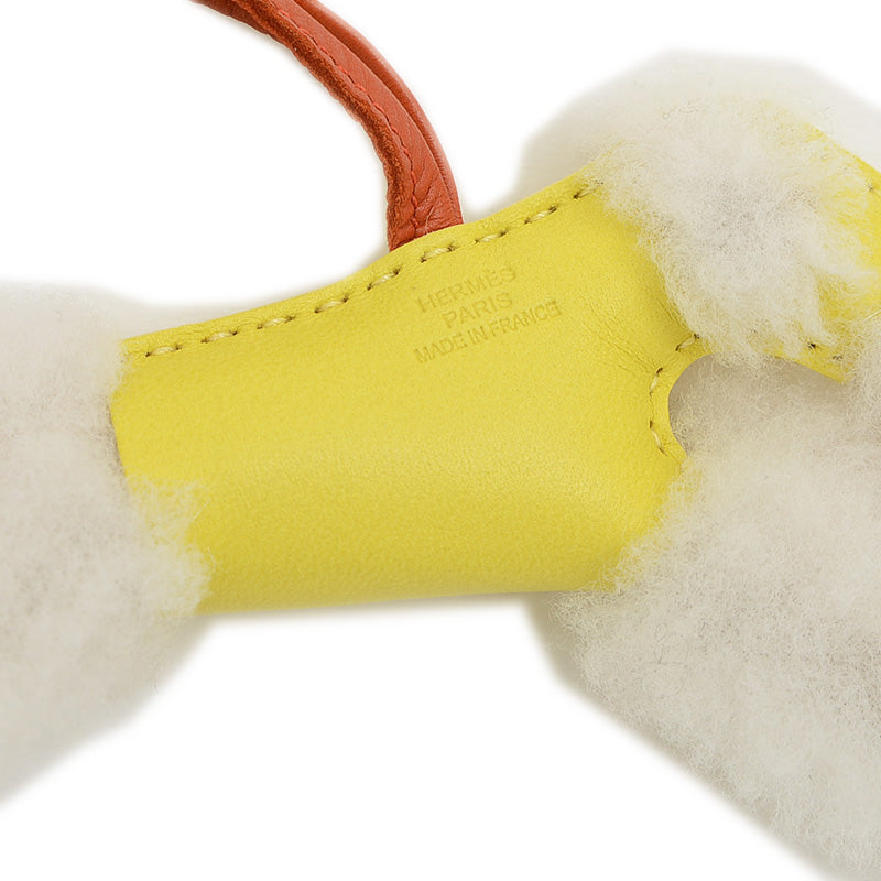 バディ バッグチャーム アニューミロ/ムートン ライム/コーネリアン/エクリュ U刻印 バッグチャーム