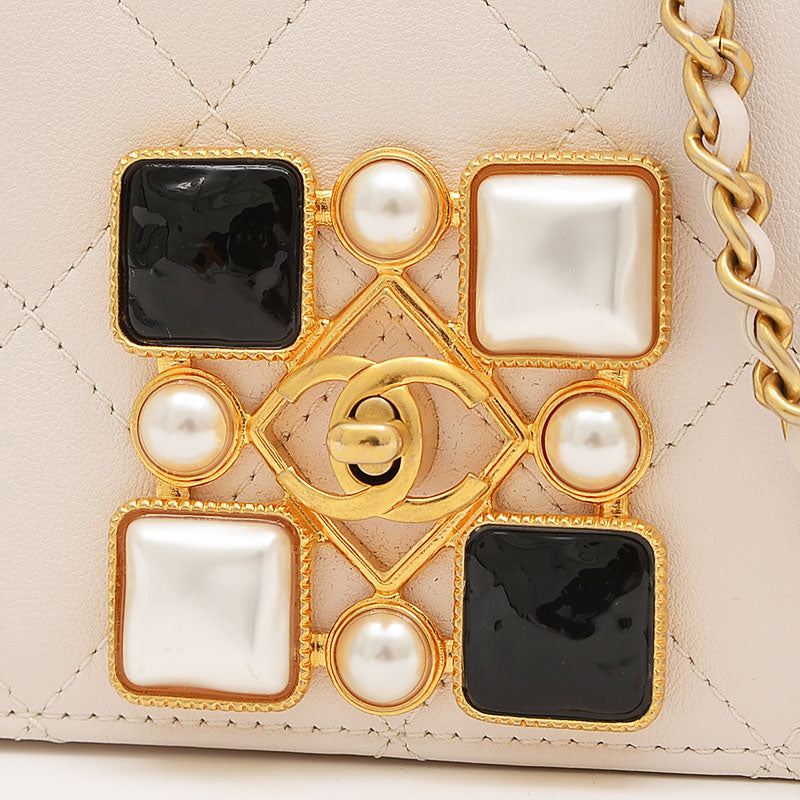 ミニ マトラッセ チェーンショルダー バッグ ビジュー レザー ホワイト ショルダーバッグ