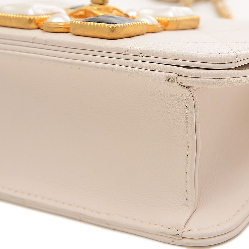 ミニ マトラッセ チェーンショルダー バッグ ビジュー レザー ホワイト ショルダーバッグ