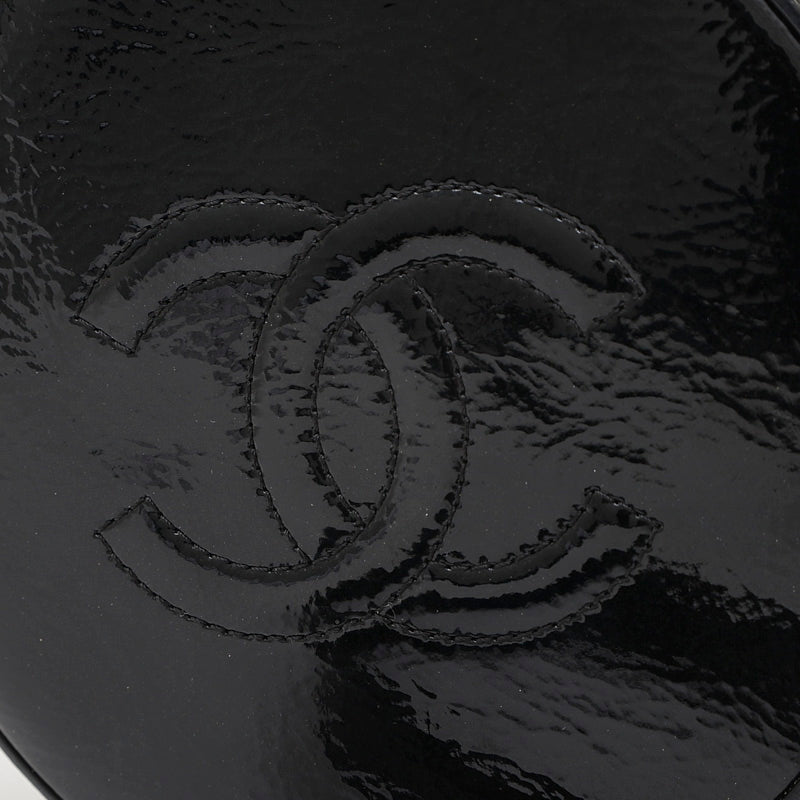 ラウンド アズアース チェーンショルダーバッグ パテントレザー ブラック A91946 ショルダーバッグ