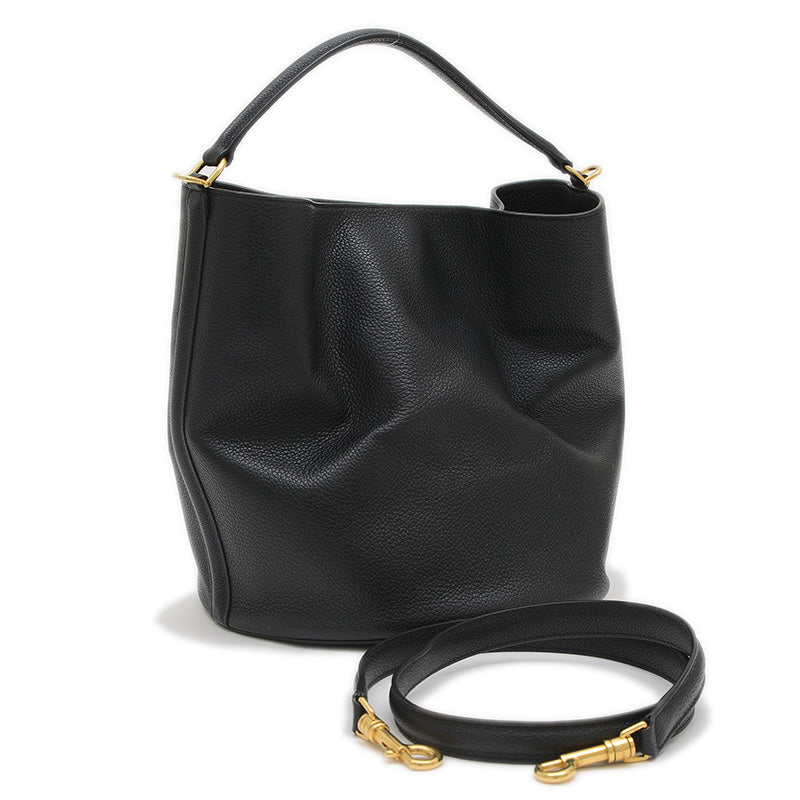 バケット 16 セーズ 2WAYバッグ レザー ブラック ゴールド金具 195573CR8 ショルダーバッグ