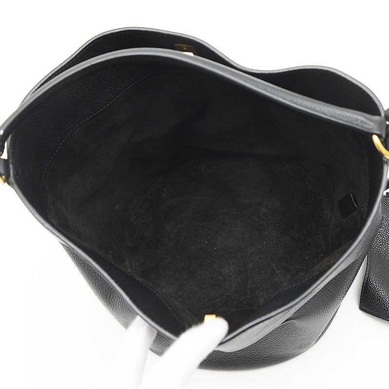 バケット 16 セーズ 2WAYバッグ レザー ブラック ゴールド金具 195573CR8 ショルダーバッグ