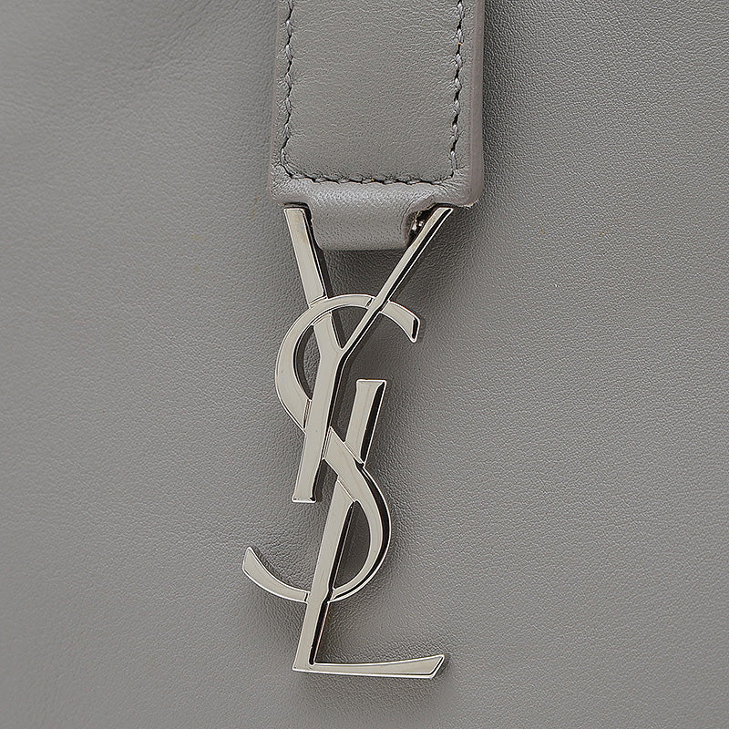 トイ カバス ショルダーバッグ レザー グレー 452322 BJ50N 2825 ショルダーバッグ