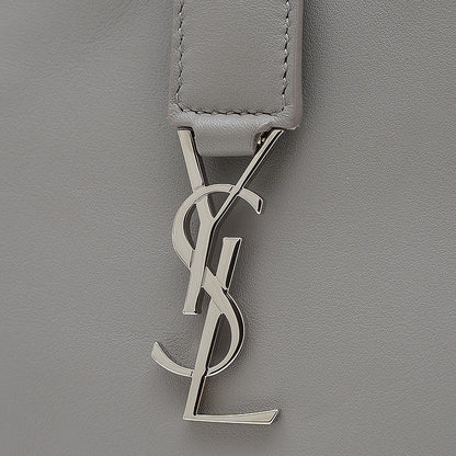 トイ カバス ショルダーバッグ レザー グレー 452322 BJ50N 2825 ショルダーバッグ