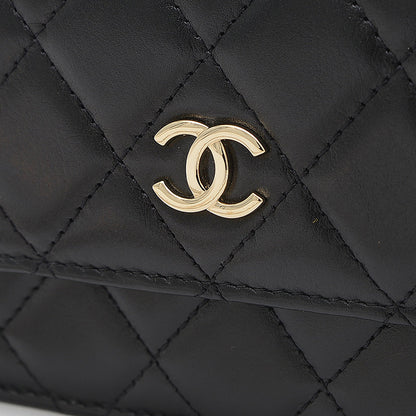 ラムスキン パール チェーンウォレット ブラック AP1839 長財布