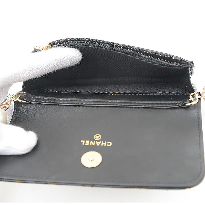 ラムスキン パール チェーンウォレット ブラック AP1839 長財布