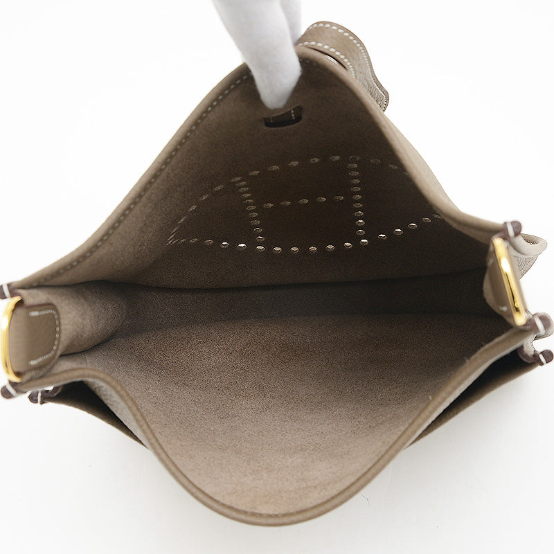 エブリン3 PM トリヨン エトゥープ ゴールド金具 W刻印 ショルダーバッグ