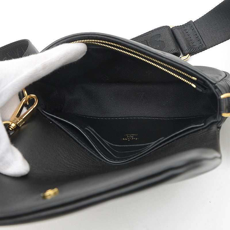 バブルグラム ウォレット オン ストラップ 2WAYバッグ M81398 ショルダーバッグ