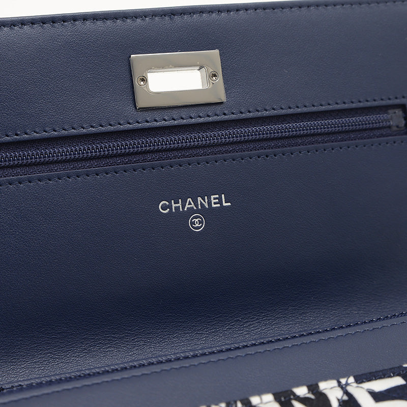 2.55 カメリア マトラッセ チェーンウォレット ネイビー シルバー金具 A70328 長財布