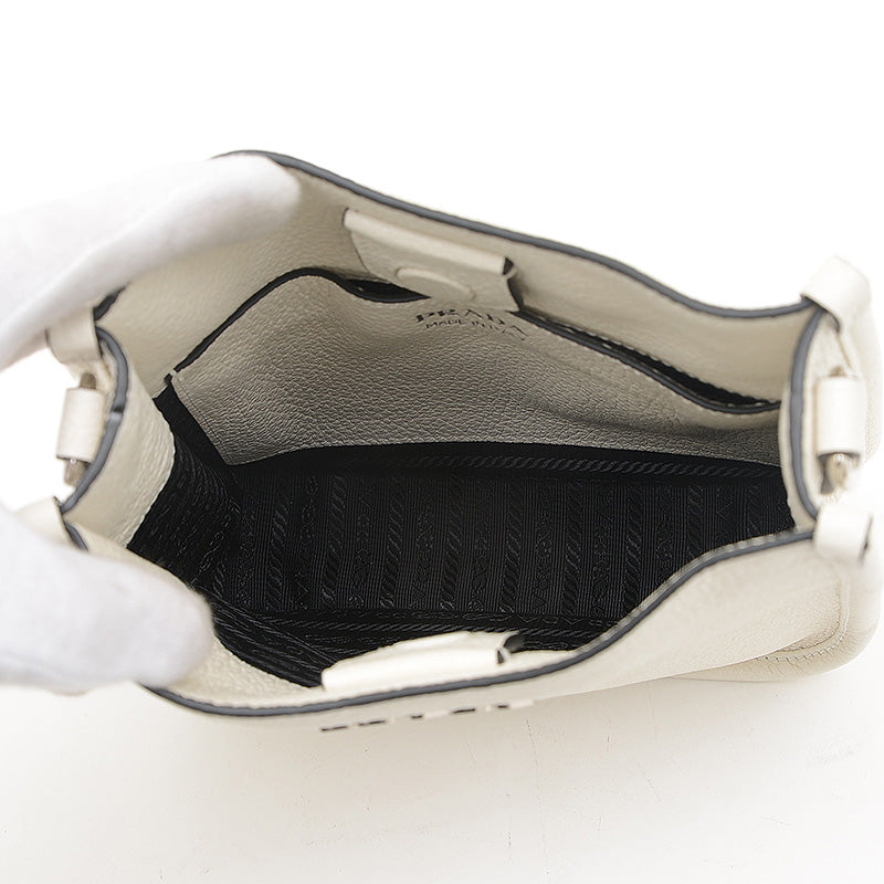 ショルダーバッグ ヴィッテロダイノレザー ホワイト 1BH191 ショルダーバッグ