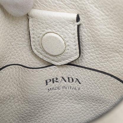 ショルダーバッグ ヴィッテロダイノレザー ホワイト 1BH191 ショルダーバッグ