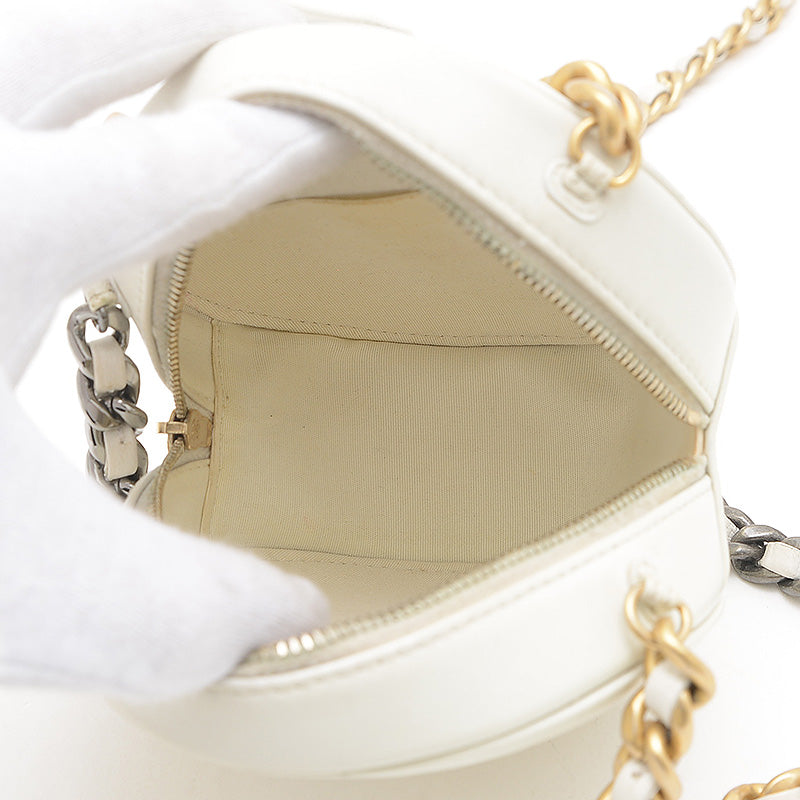 シャネル19 ラウンド チェーンショルダーバッグ カーフスキン ホワイト AP0945 ショルダーバッグ