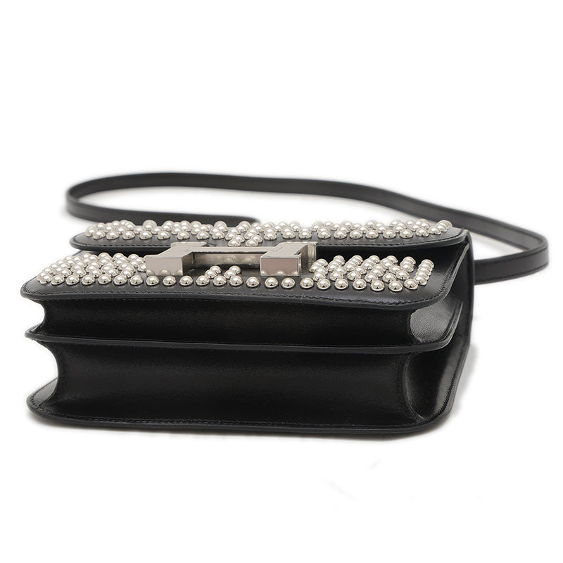 コンスタンス ミニ 18 クルーテ ミロワール ボックスカーフ ブラック シルバー金具 ショルダーバッグ