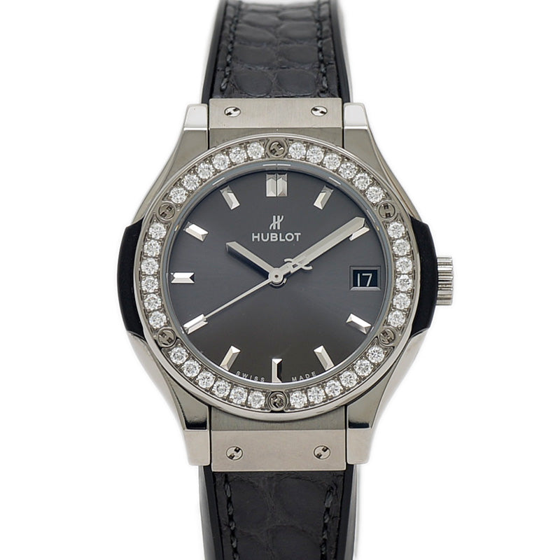 クラシックフュージョン チタニウム ダイヤベゼル レディース 581.NX.7071.LR.1104 腕時計