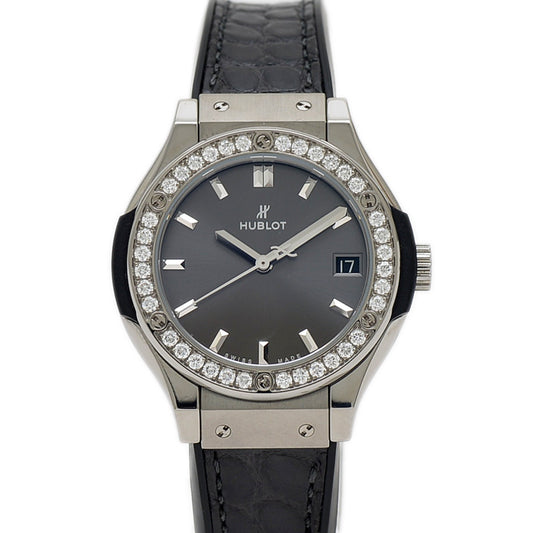 クラシックフュージョン チタニウム ダイヤベゼル レディース 581.NX.7071.LR.1104 腕時計