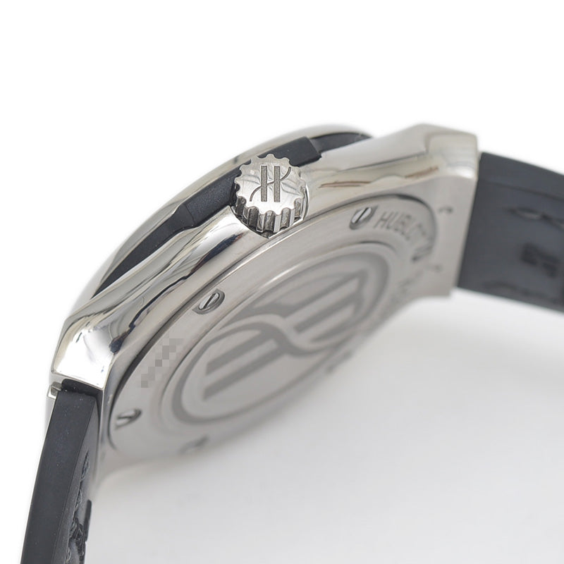 クラシックフュージョン チタニウム ダイヤベゼル レディース 581.NX.7071.LR.1104 腕時計