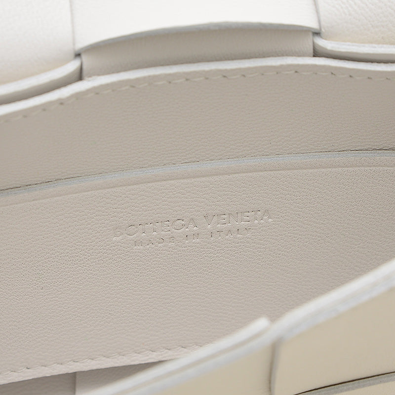 カセット ショルダーバッグ カーフスキン ホワイト 667048VCQ724256 ショルダーバッグ