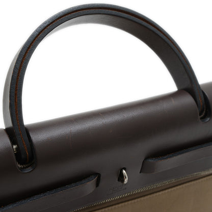 エールバッグジップ PM トワルオフィシエ/カーフ ベージュ/ブラウン T刻印 ショルダーバッグ