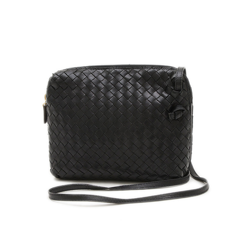 ノディーニ イントレチャート ショルダーバッグ レザー ブラック ヴィンテージ ショルダーバッグ