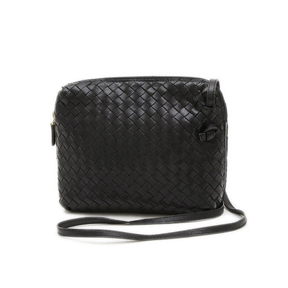 ノディーニ イントレチャート ショルダーバッグ レザー ブラック ヴィンテージ ショルダーバッグ