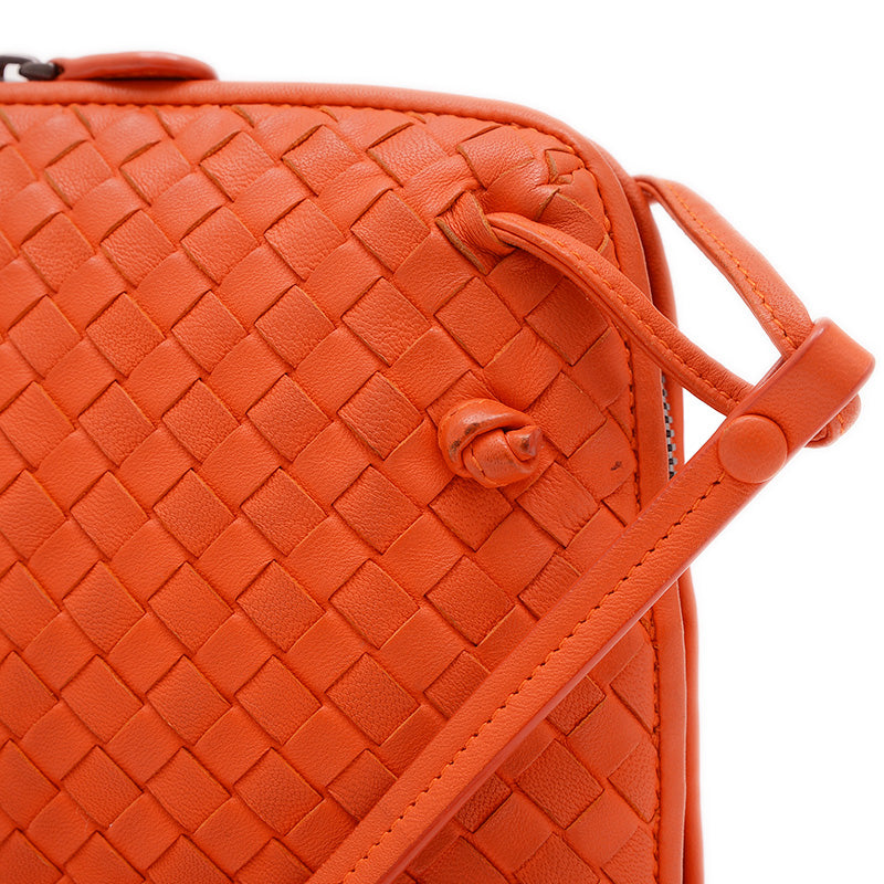 イントレチャート ショルダーバッグ レザー オレンジ ショルダーバッグ