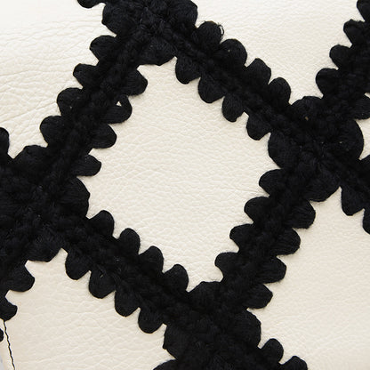 シャネル19 チェーンウォレット レザー/コットン ホワイト/ブラック AP3267 ショルダーバッグ