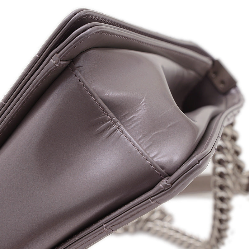 ボーイシャネル チェーンショルダーバッグ メタリックパープル シルバー金具 A67087 ショルダーバッグ