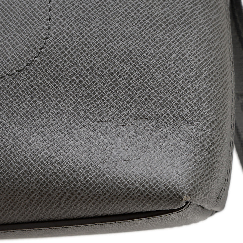 タイガ グリゴリ メッセンジャー PM ショルダーバッグ グレー M30237 ショルダーバッグ