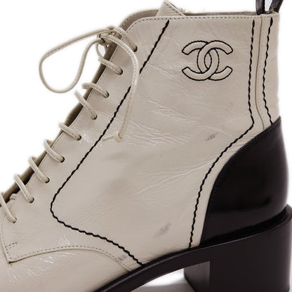 ショートブーツ ココマーク パテントレザー アイボリー/ブラック #36.5 G34643 ブーツ