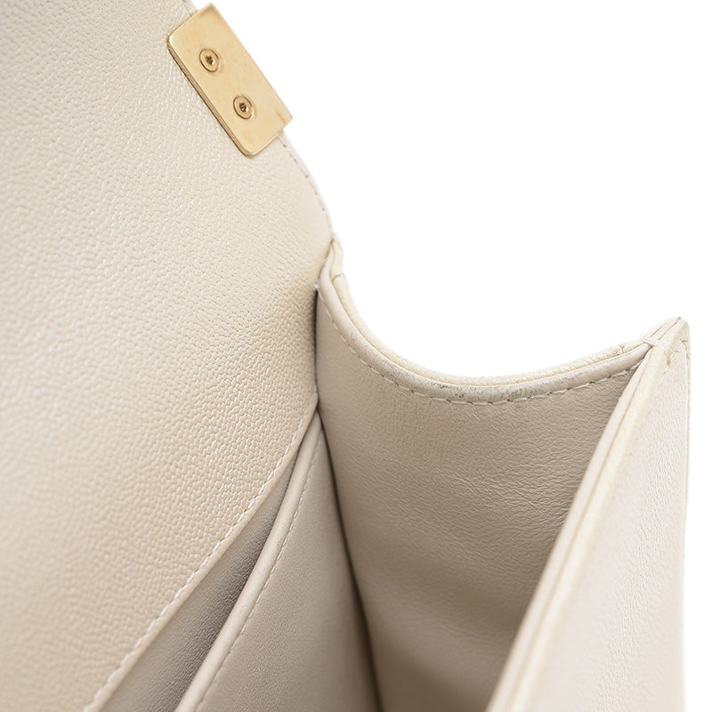 ボーイシャネル チェーンショルダー カーフ パールホワイト ゴールド金具 AS3018 ショルダーバッグ