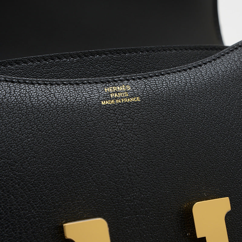 コンスタンス ミニ 18 ミロワール シェーブル ブラック ゴールド金具 W刻印 ショルダーバッグ