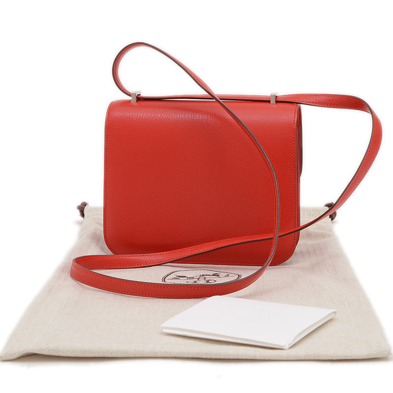 コンスタンス ミニ 18 ミロワール シェーブル ルージュラデュー シルバー金具　W刻印 ショルダーバッグ