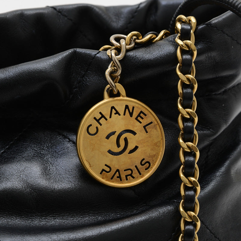 シャネル22 ショルダーバッグ ブラック シャイニーカーフレザー AS3980 ショルダーバッグ