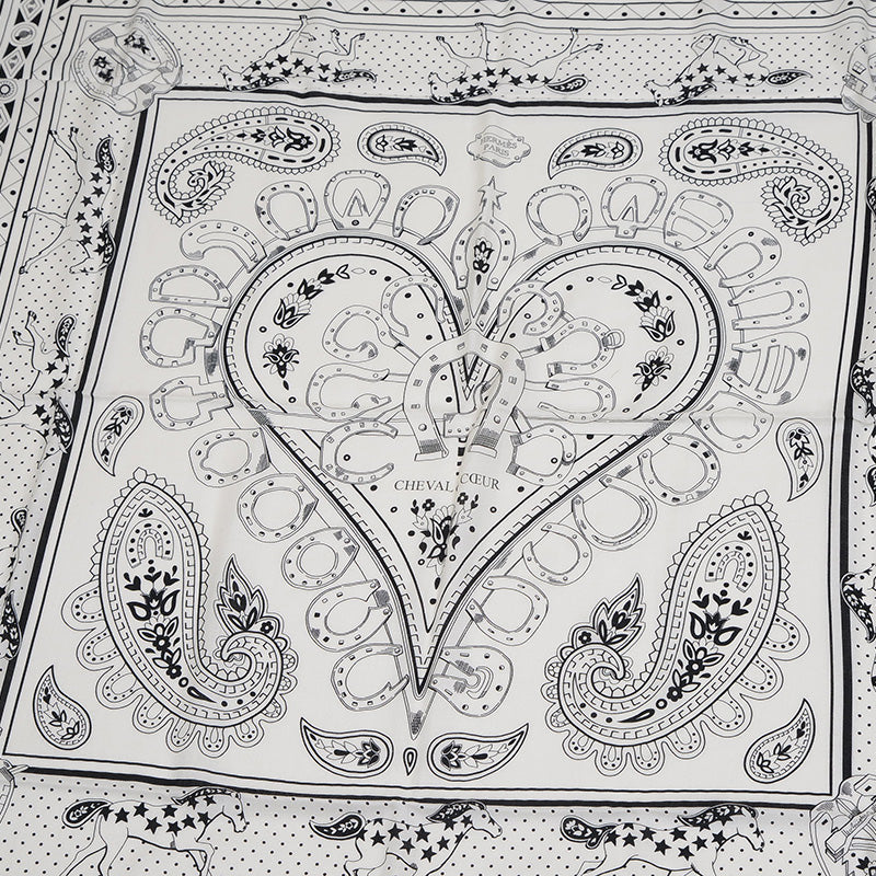 カレ140 カレジェアン ショール シュヴァル ドゥ クール バンダナ ブラン/ブラック スカーフ