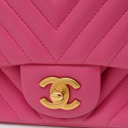 シェブロン ミニ チェーンショルダーバッグ ピンク ラムスキン A35200 ショルダーバッグ