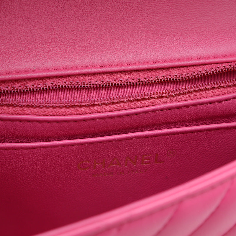 シェブロン ミニ チェーンショルダーバッグ ピンク ラムスキン A35200 ショルダーバッグ