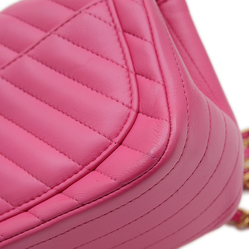 シェブロン ミニ チェーンショルダーバッグ ピンク ラムスキン A35200 ショルダーバッグ