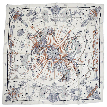 カレ140 ジェアン コーラス ステラルム ホワイト/マリン/ベージュローズ スカーフ