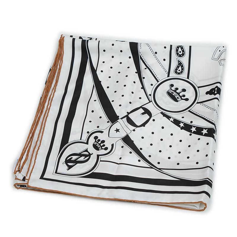 カレ140 ダブルフェイス 朝の散歩 バンダナ シルク ホワイト/ブラック/キュイール スカーフ