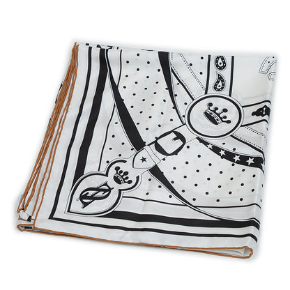 カレ140 ダブルフェイス 朝の散歩 バンダナ シルク ホワイト/ブラック/キュイール スカーフ