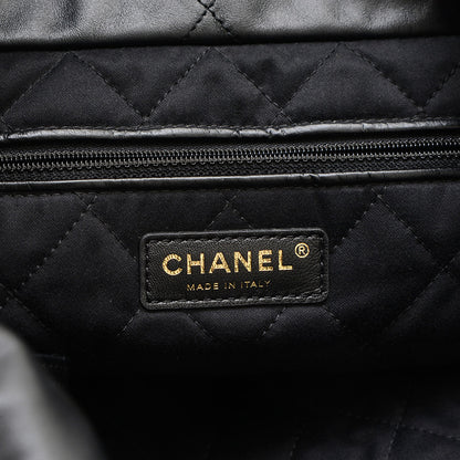 シャネル22 チェーンショルダーバッグ カーフスキン ブラック ゴールド金具 AS3261 ショルダーバッグ