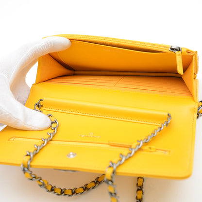 ボーイシャネル チェーンウォレット 長財布 ラムスキン イエロー AP1117 ショルダーバッグ