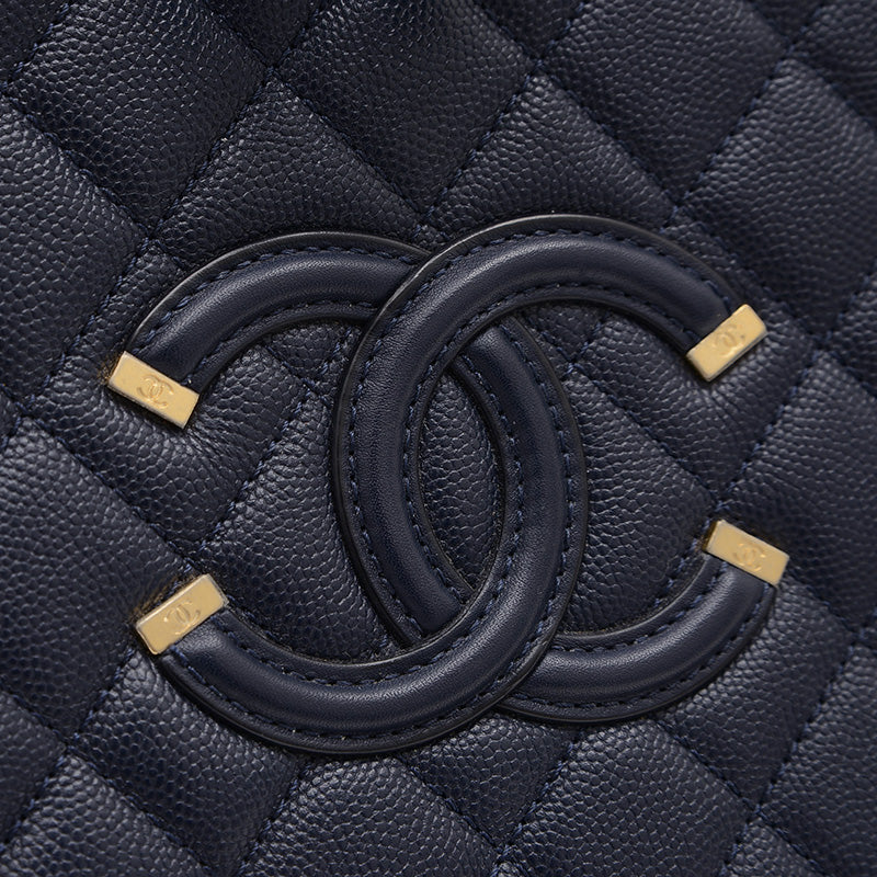 CCフィリグリー チェーンショルダー キャビアスキン ネイビー A93344 ショルダーバッグ