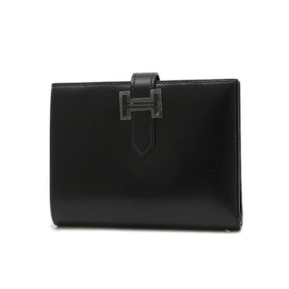 ベアンコンパクト モノクローム ボックスカーフ ソーブラック ブラック金具 W刻印 二つ折り財布