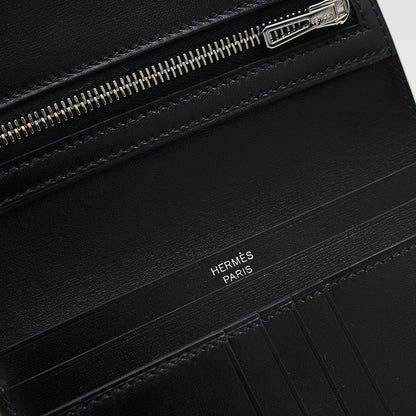 ベアンコンパクト モノクローム ボックスカーフ ソーブラック ブラック金具 W刻印 二つ折り財布