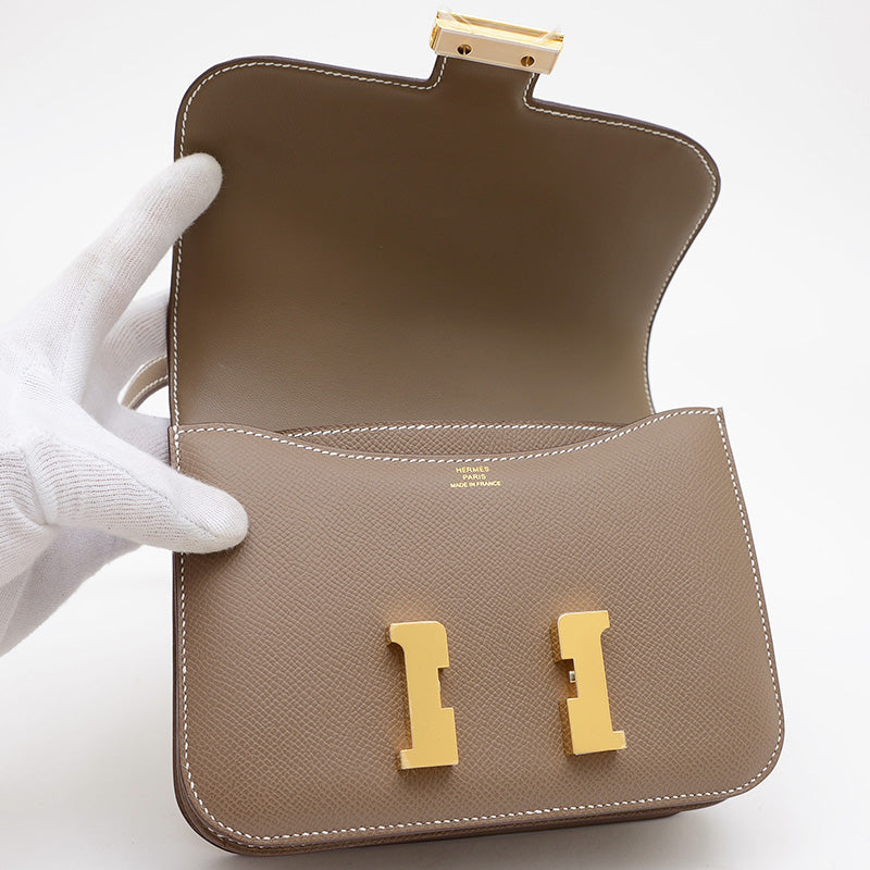 コンスタンスミニ 18 ミロワール エプソン エトゥープ シルバー金具 K刻印 ショルダーバッグ