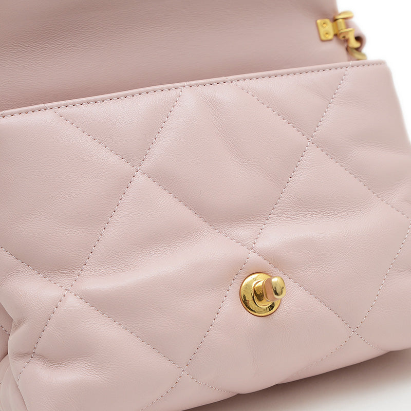 マトラッセ チェーンショルダーバッグ ピンク ラムスキン ゴールド金具 ショルダーバッグ