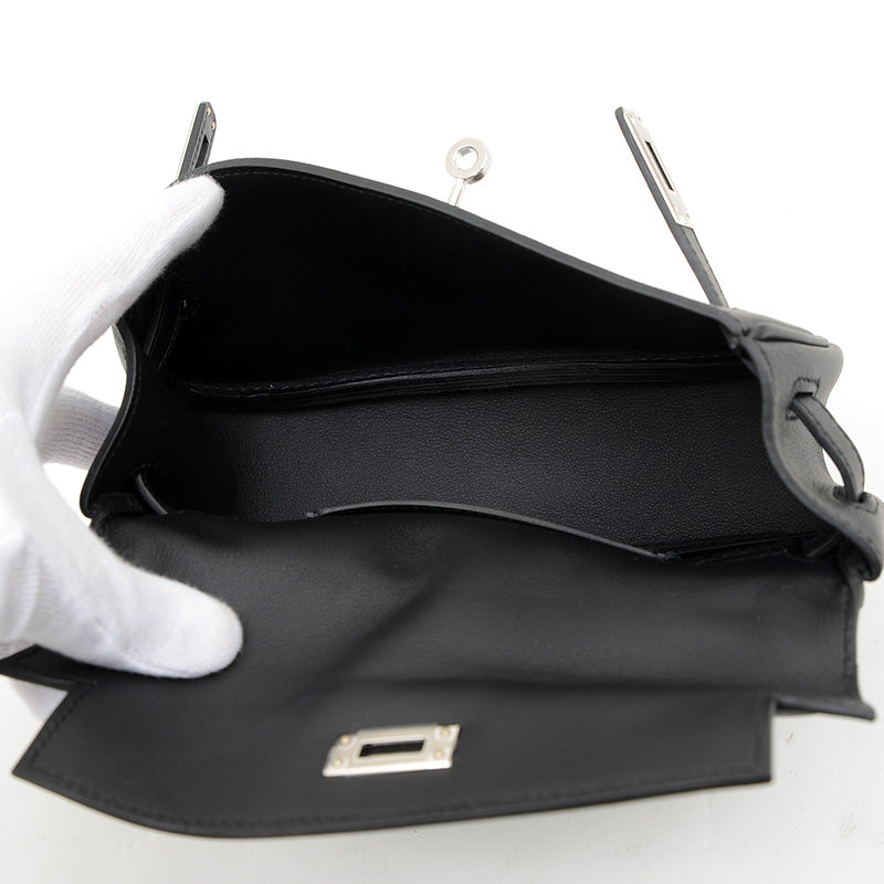 ケリームーヴ スイフト ブラック シルバー金具 W刻印 ショルダーバッグ