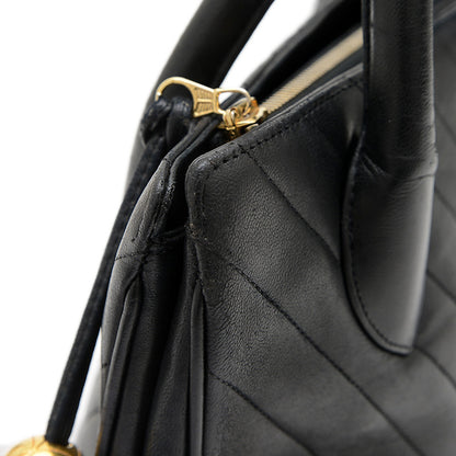 シェブロン 2WAYバッグ ラムスキン ブラック ハンドバッグ